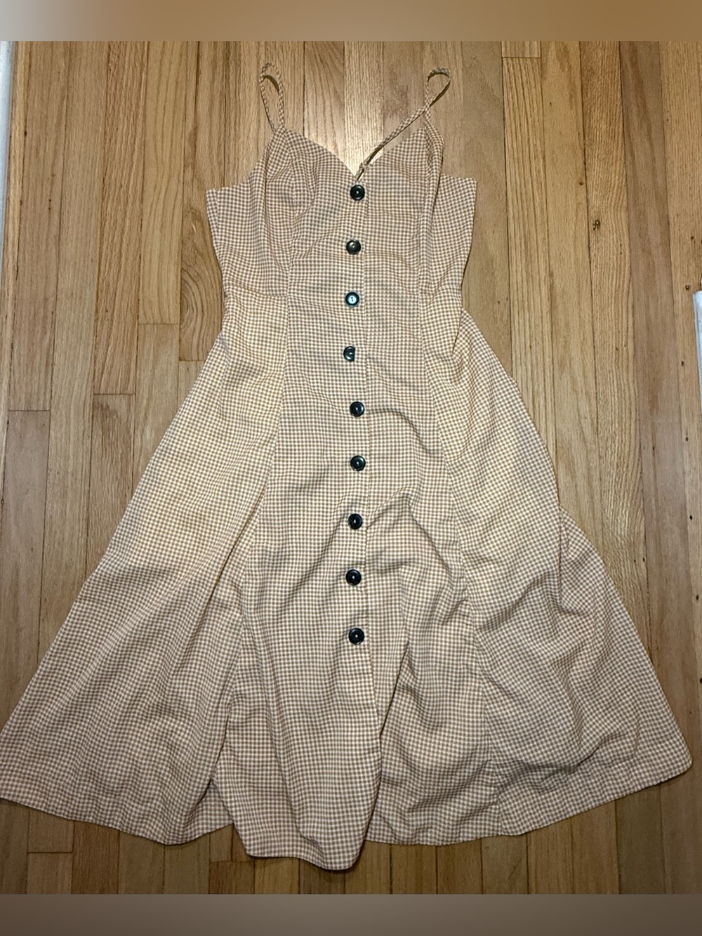 Moon River beige and brown gingham button-front midi dress